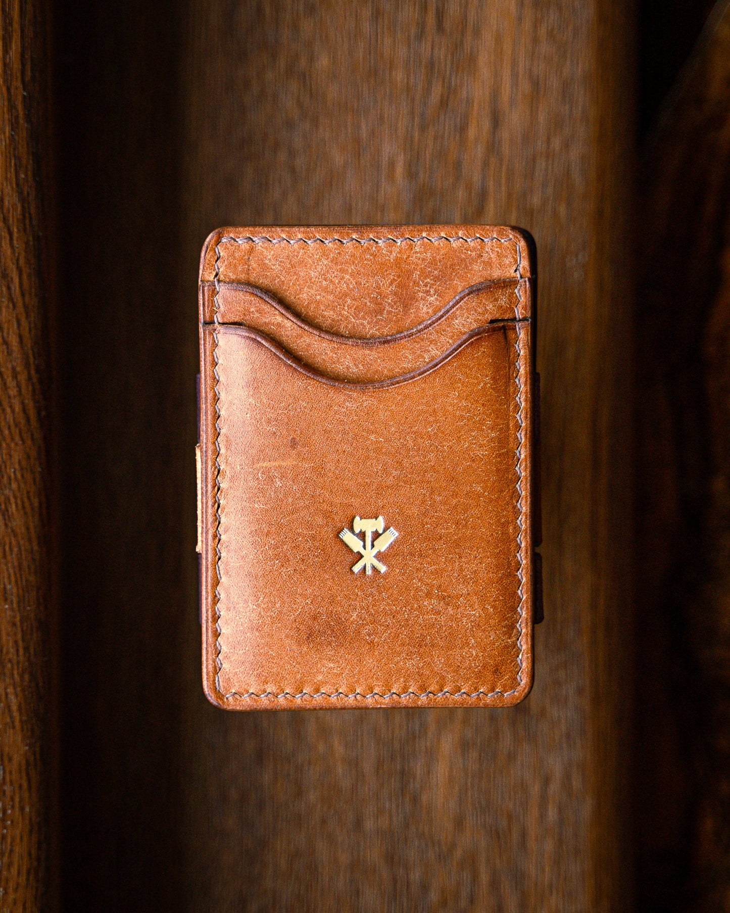 Магически кардхолдър