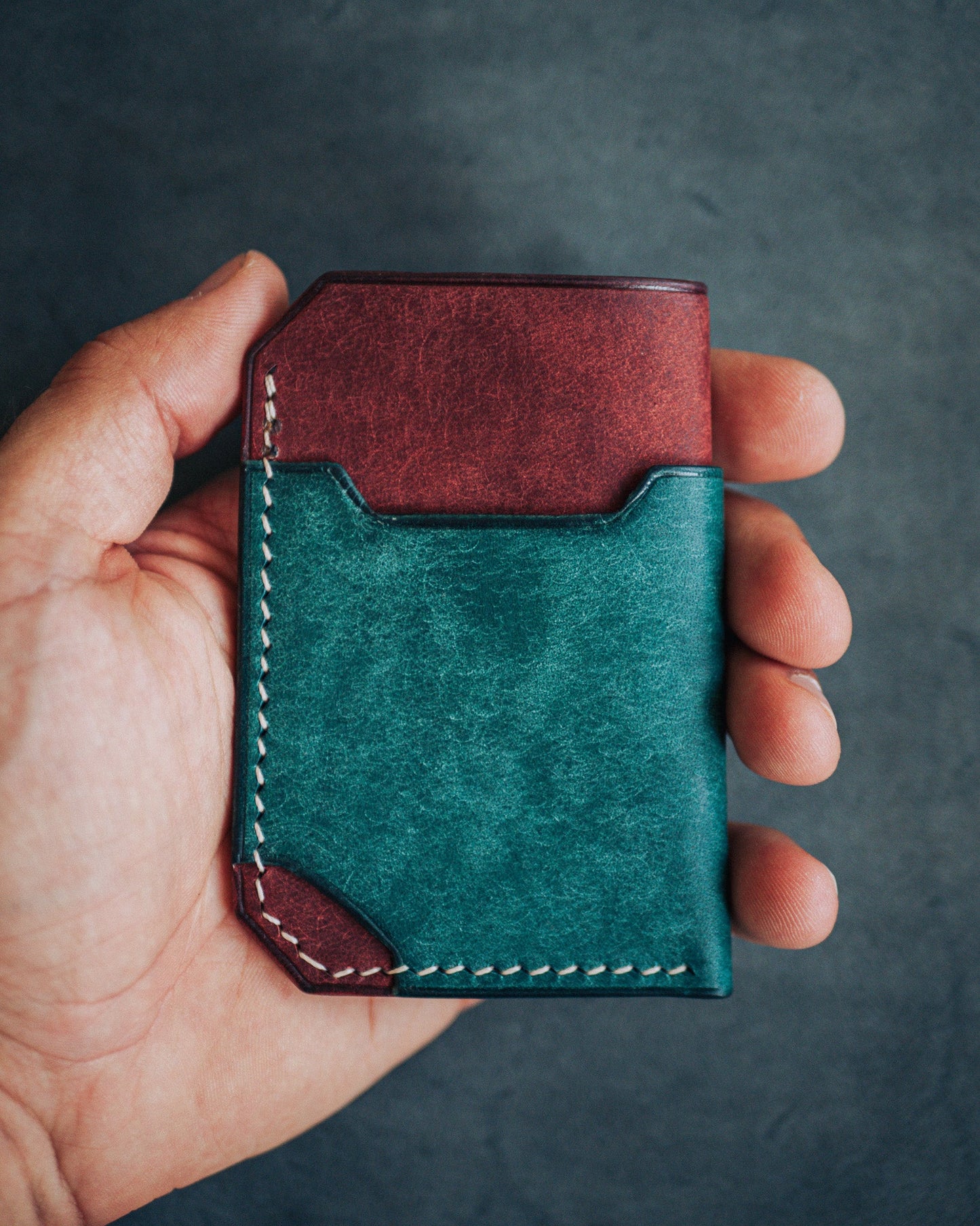 Ръчно изработен Мини кардхолдър Leathersthetic