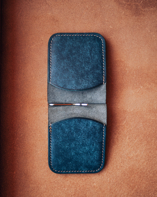 Ръчно изработен Портфейл с щипка и 4 джоба Leathersthetic