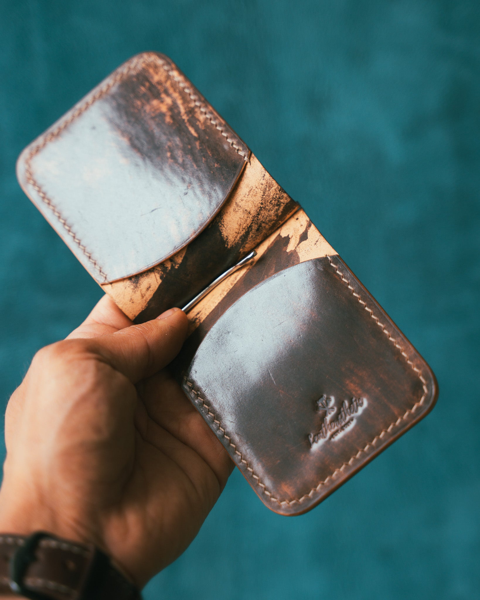 Ръчно изработен Shell Cordovan кардхолдър Leathersthetic