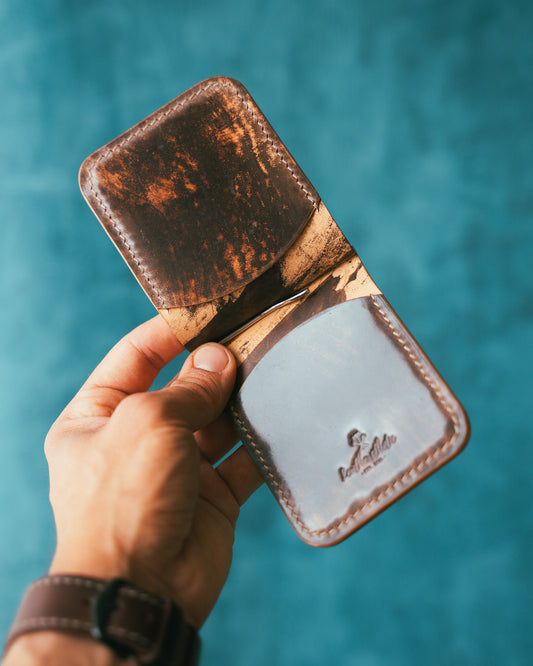 Ръчно изработен Shell Cordovan кардхолдър Leathersthetic
