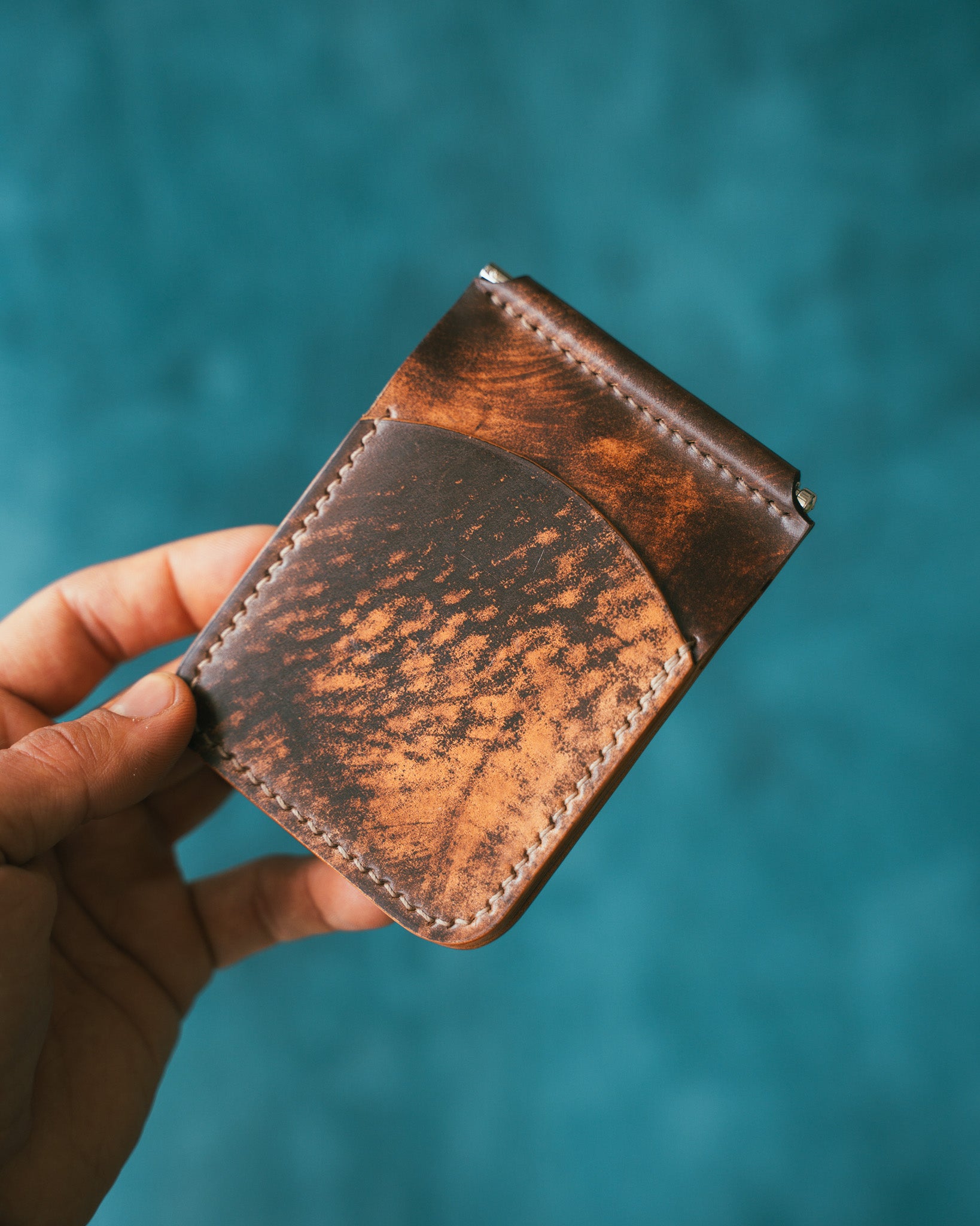 Ръчно изработен Shell Cordovan кардхолдър Leathersthetic