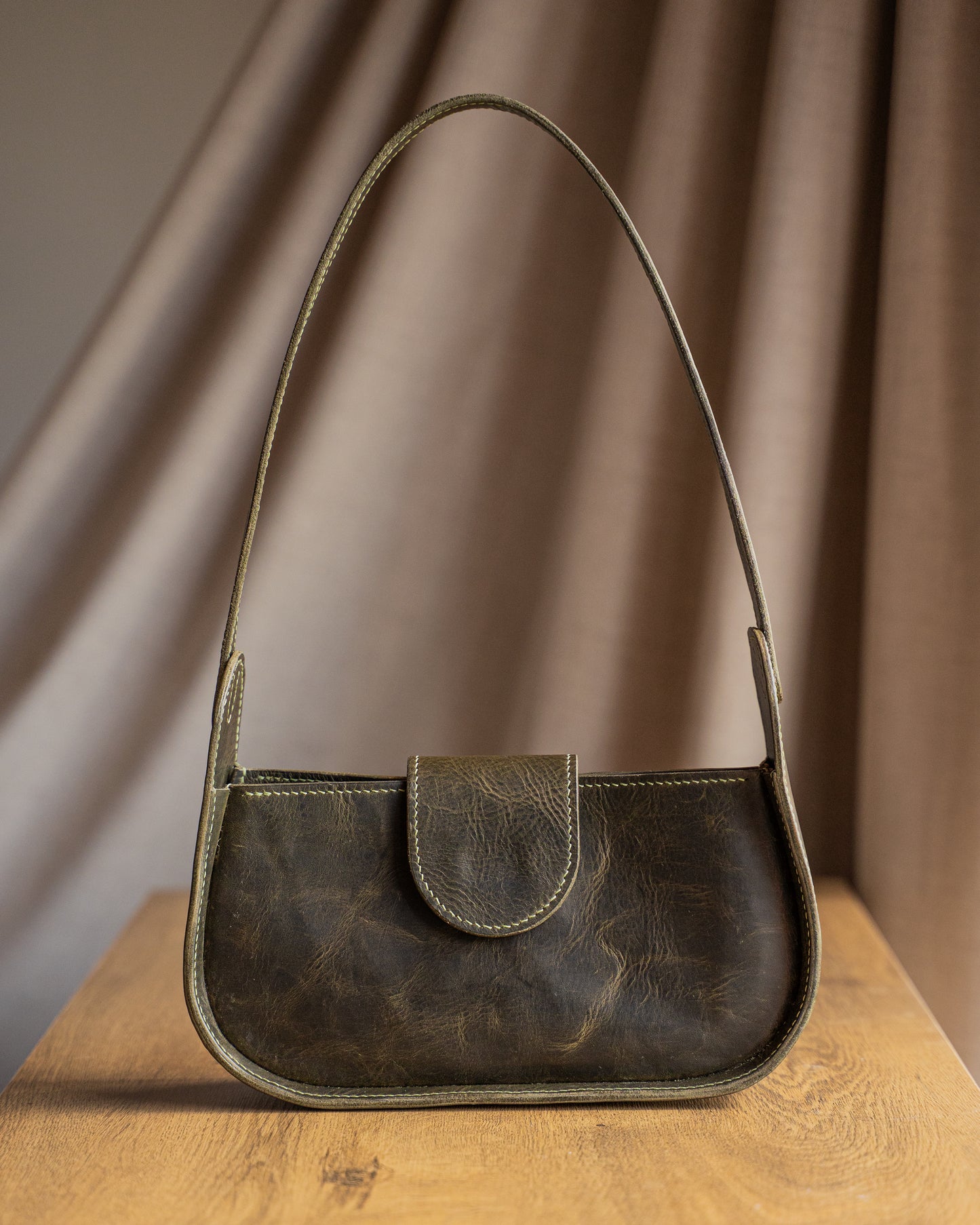 Ръчно изработен Кожена дамска чанта Leathersthetic