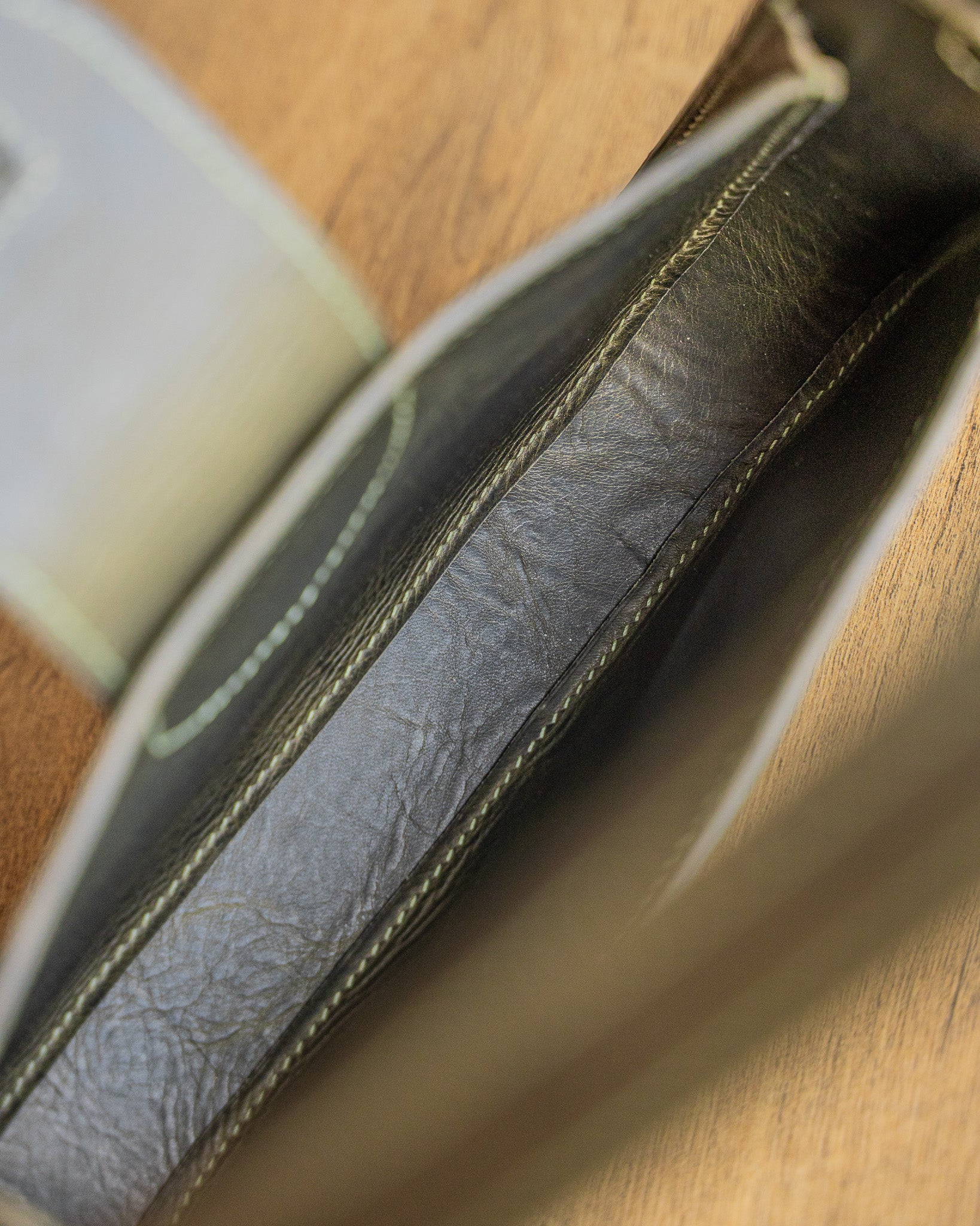 Ръчно изработен Кожена дамска чанта Leathersthetic