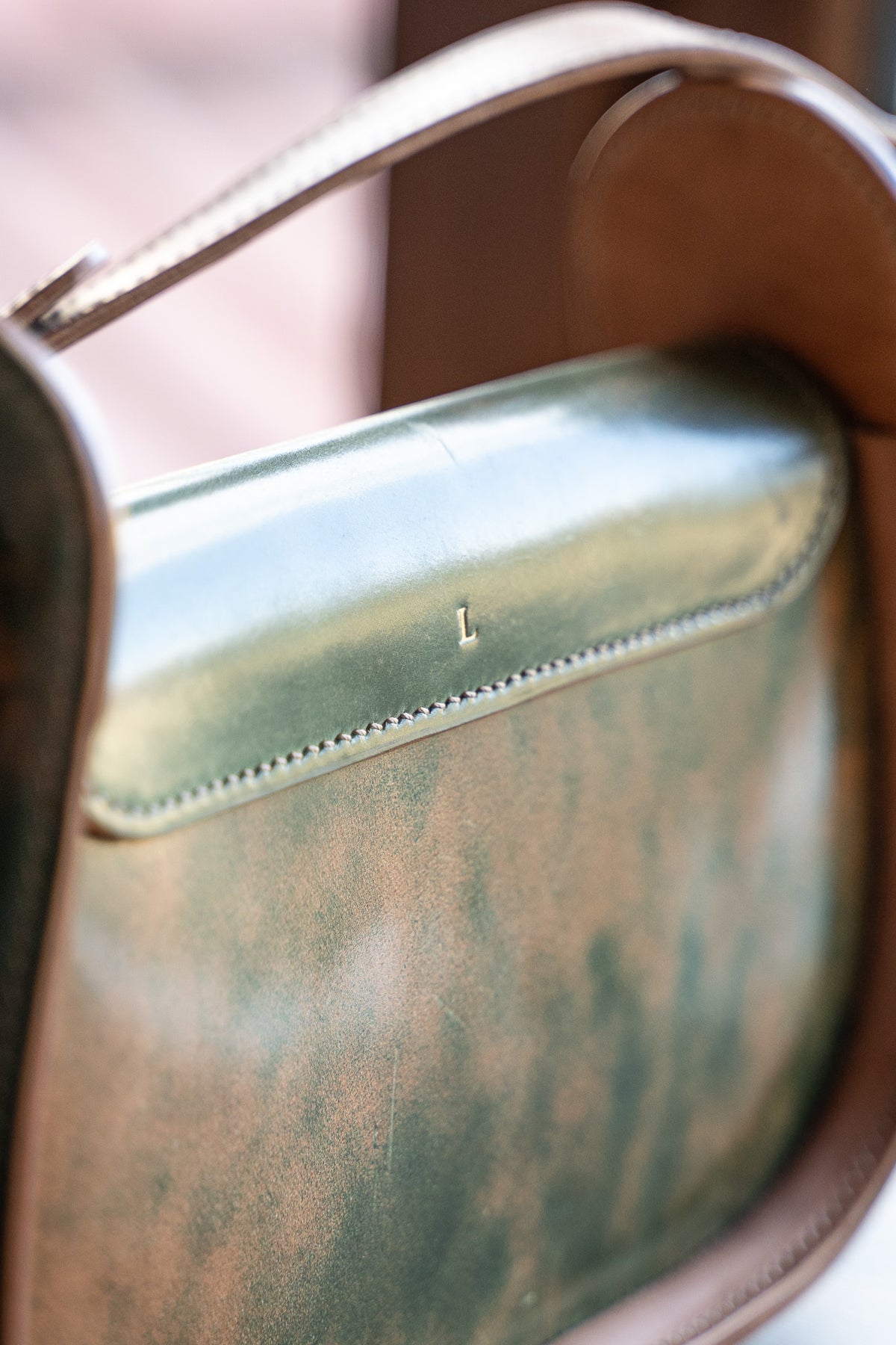 Ръчно изработен Чанта Shell Cordovan Leathersthetic