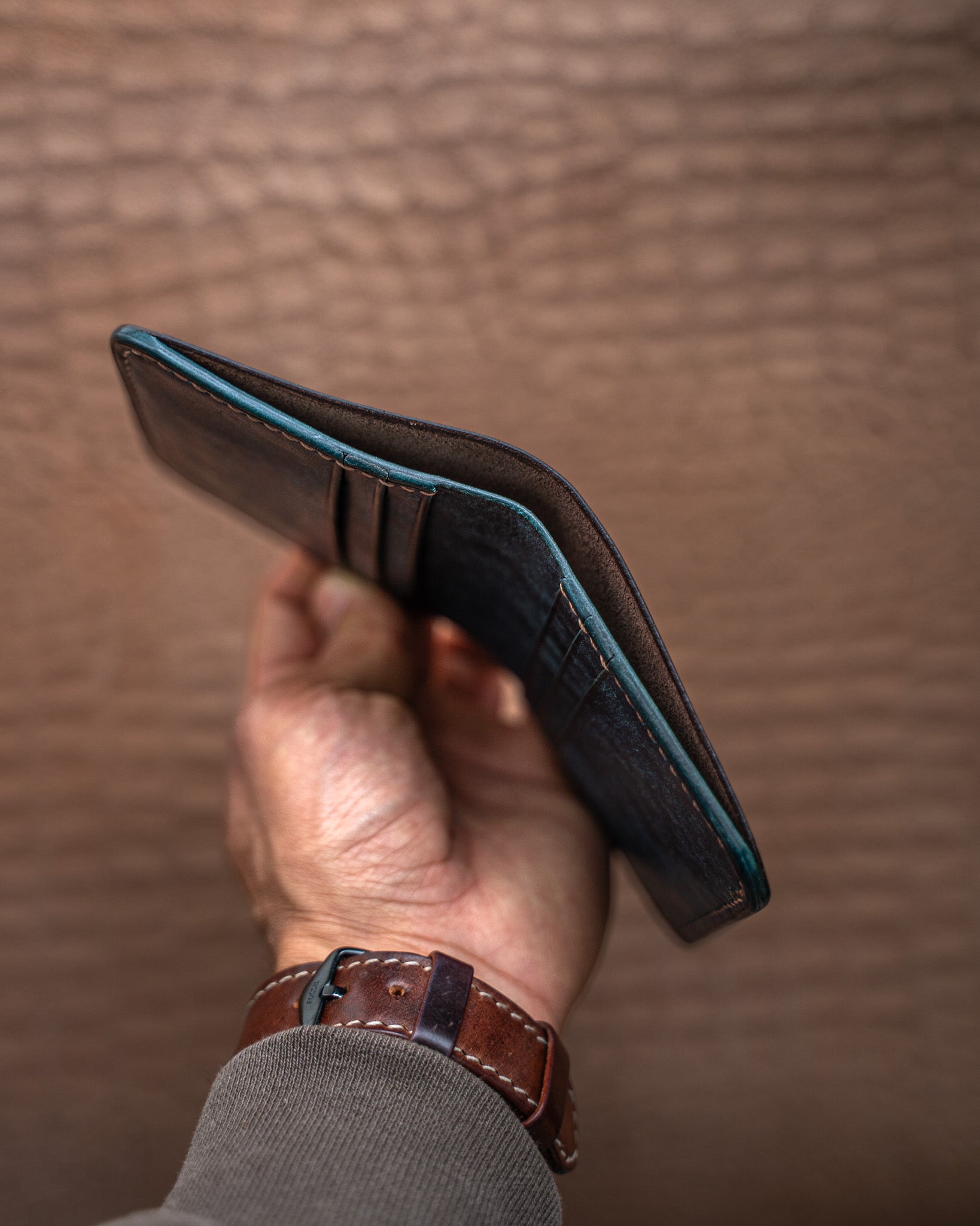 Ръчно изработен Вертикален тънък портфейл Leathersthetic