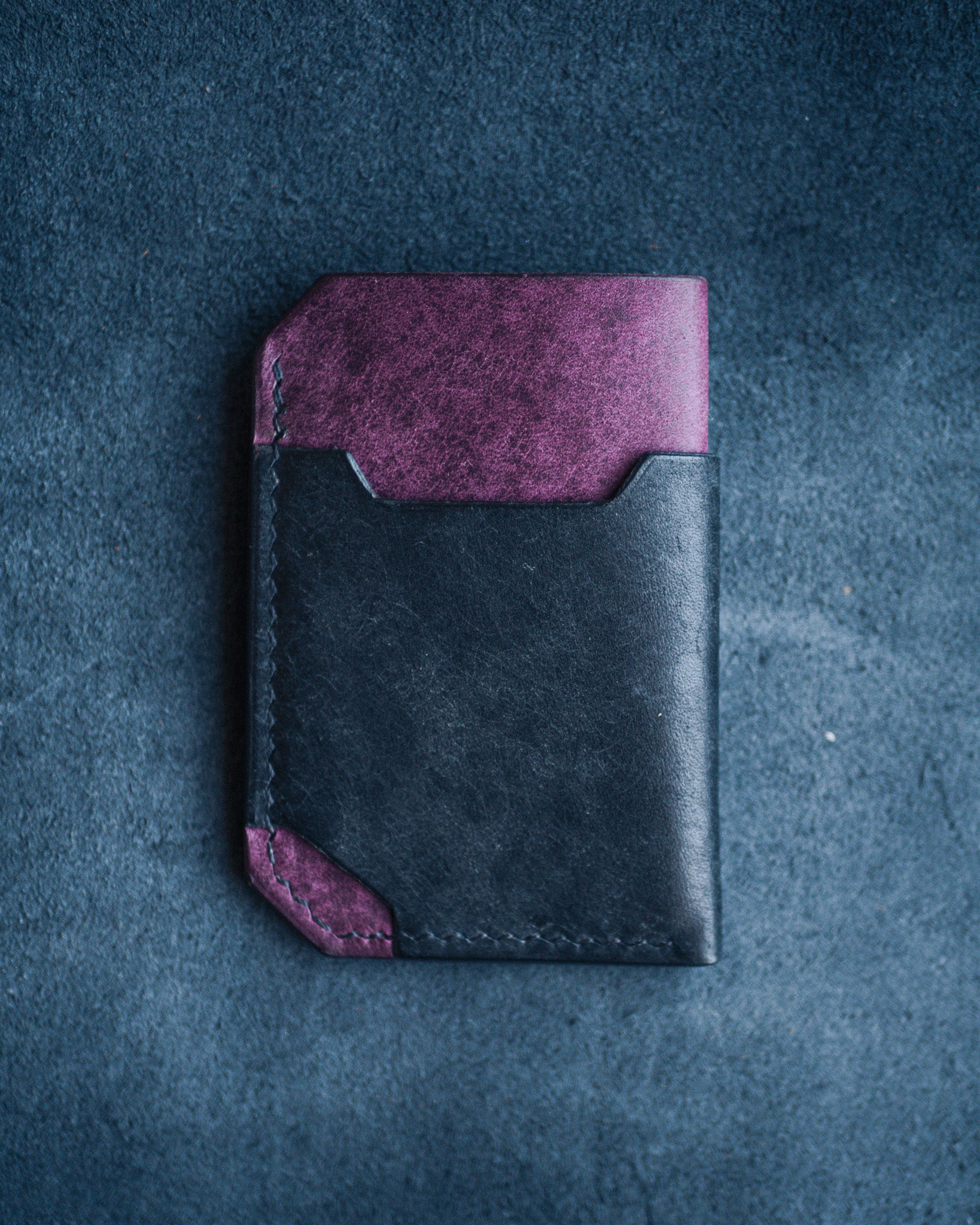 Ръчно изработен Мини кардхолдър Leathersthetic